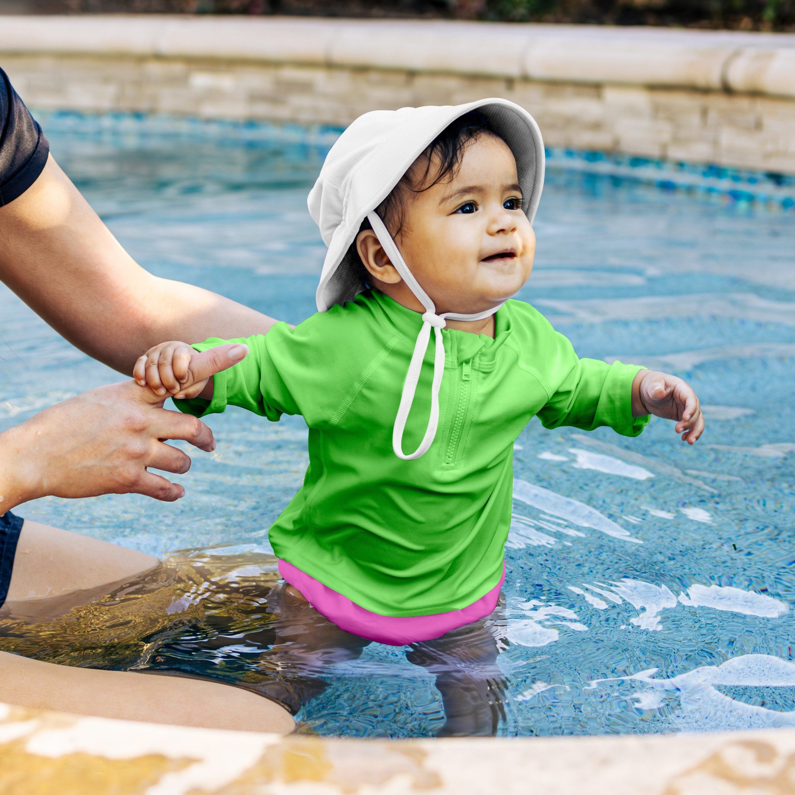 701059_EcoSnapSwimDiaper_SafetyRaspberry_LF3.jpg