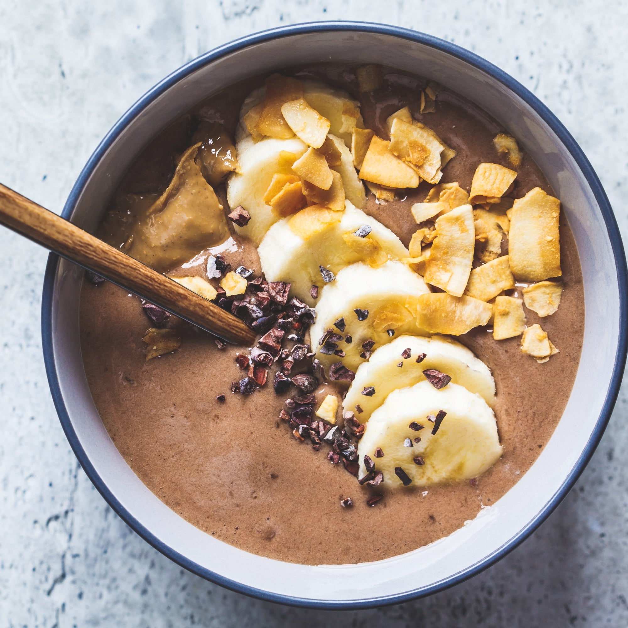 Choc_PB_Shake_Lifestyle2.jpg