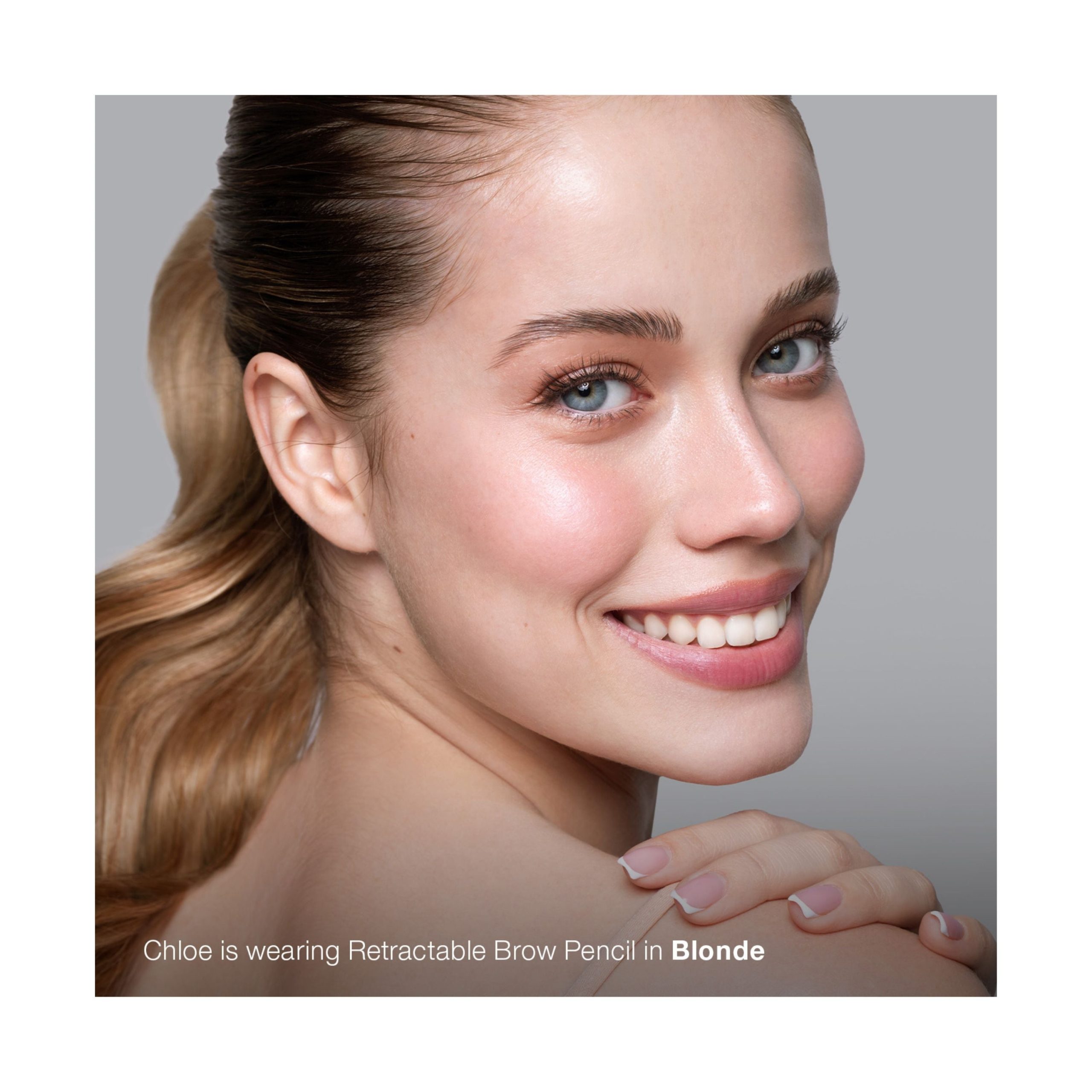Mineral_Fusion_Retractable_Brow_Pencil_Blonde_Lifesyle.jpg