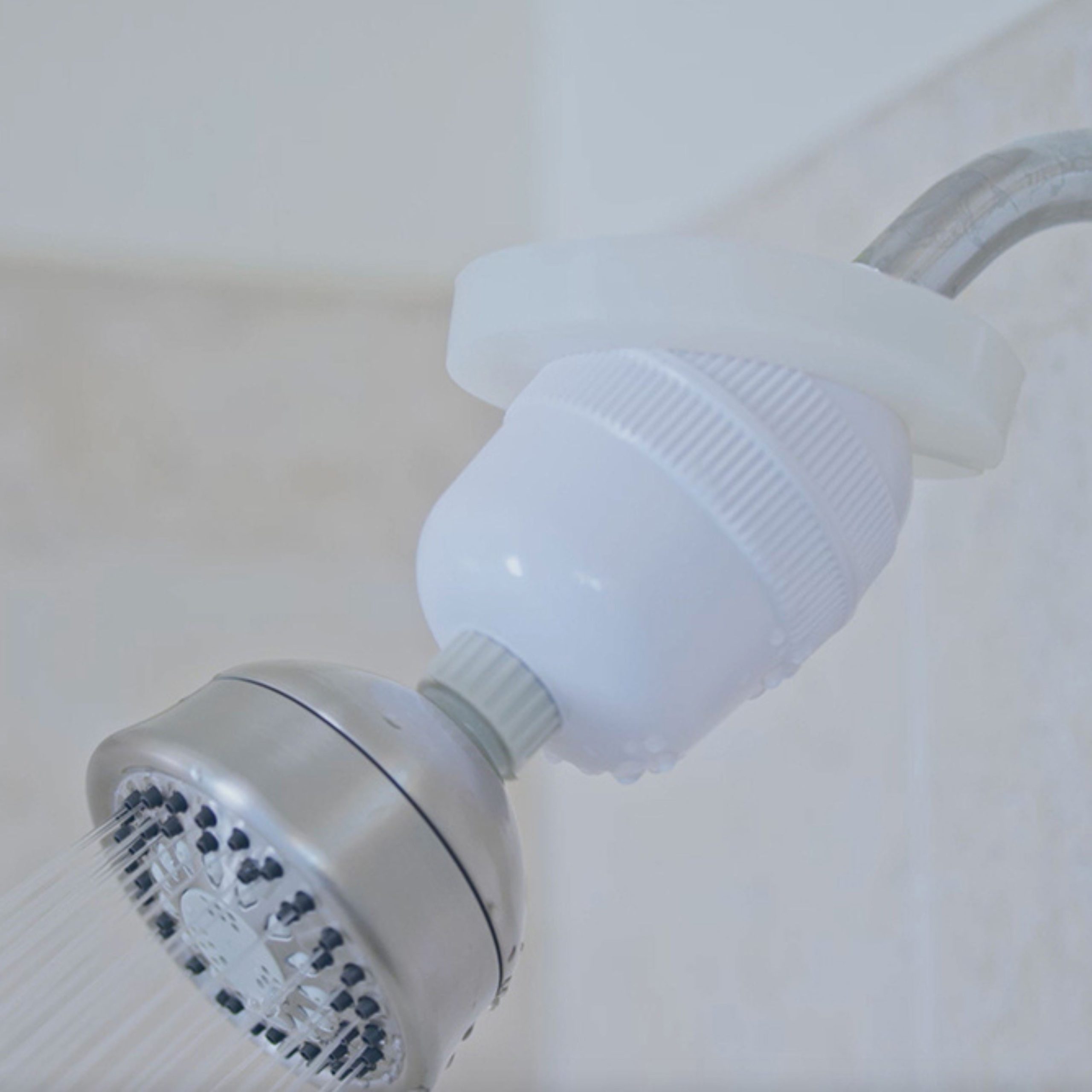 NewWave_ShowerFilter_Lifestyle.jpg