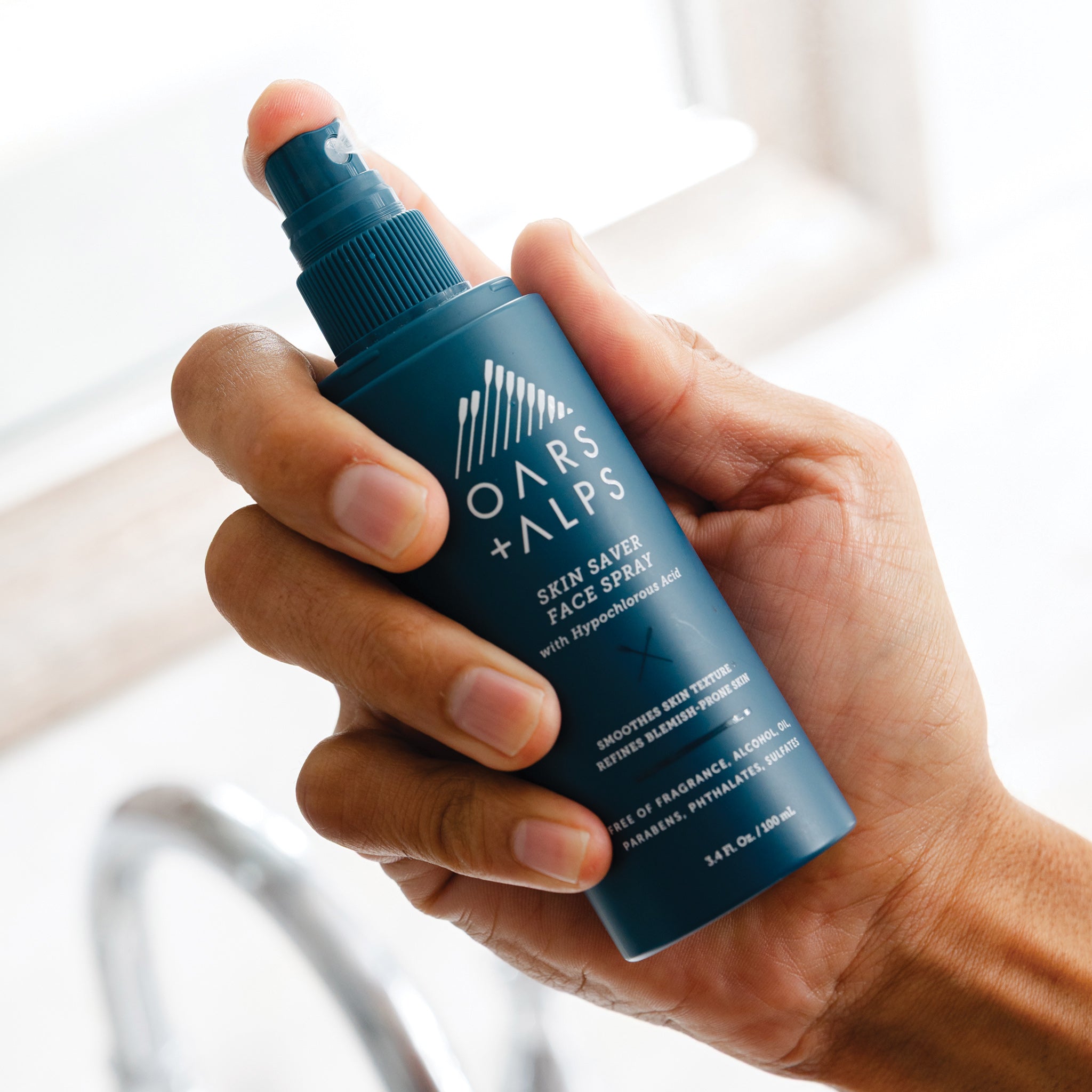 oars-and-alps-skin-saver-face-spray-2.jpg