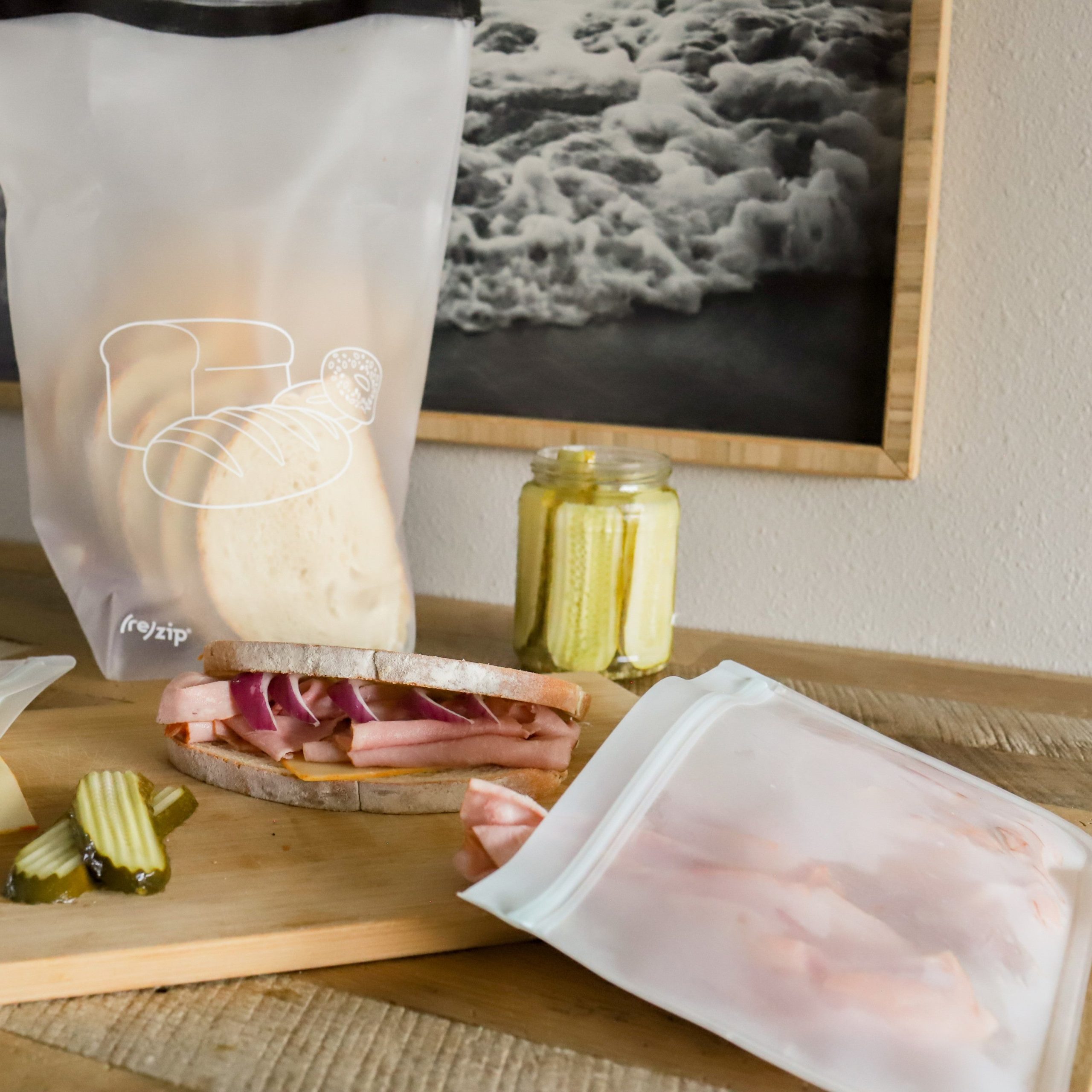 re_zip_ReusableBread_PantryRollTopBag_Clear_39Cups_Lifestyle1.jpg